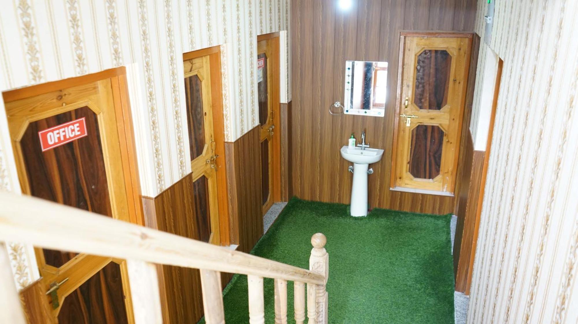 Green Resort Srīnagar Eksteriør billede