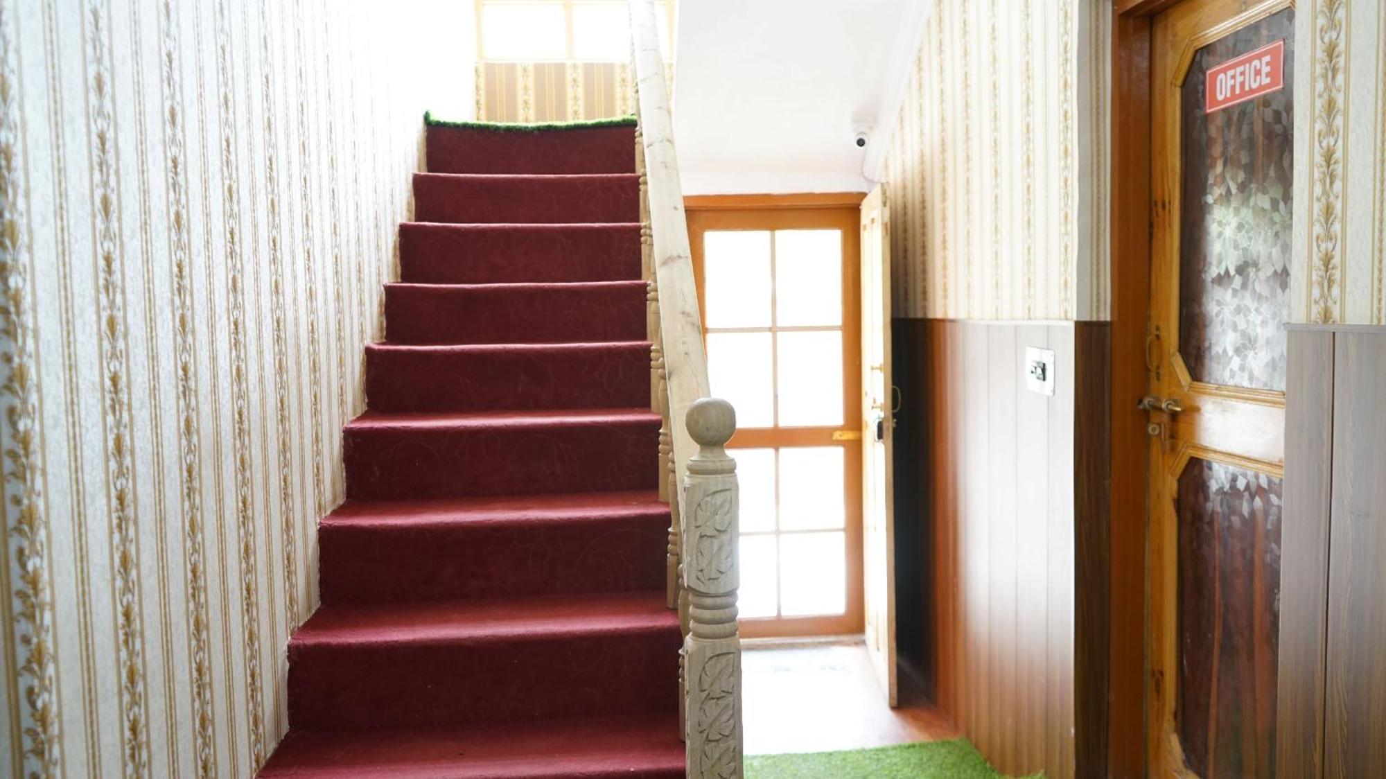 Green Resort Srīnagar Eksteriør billede